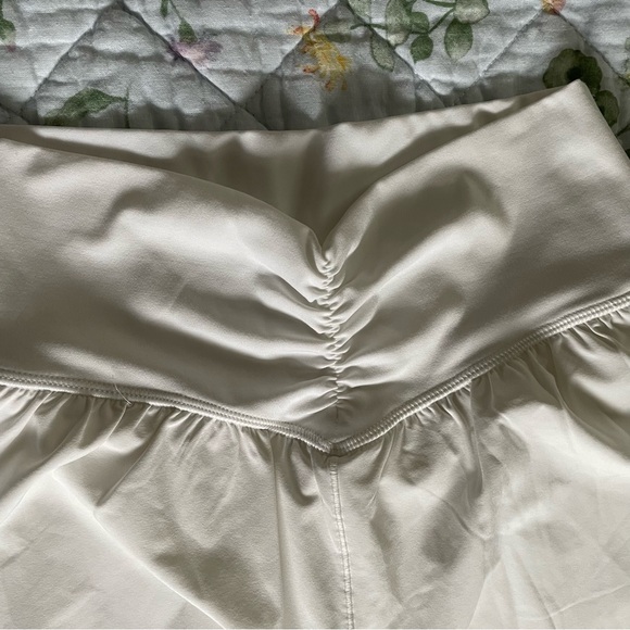 Aerie Crossover RealMe Flowy Shorts - Picture 2 of 4